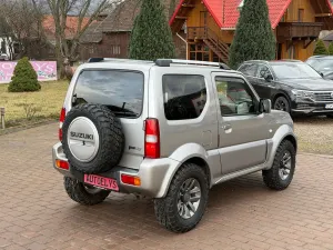 Suzuki Jimny 2015
