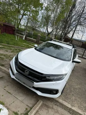 Honda Civic X [2017 - 2021] 1.5 VTEC Turbo CVT Elegance Navi 2020