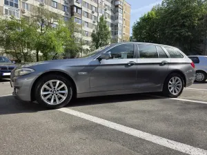 BMW 5 Series F10/F11/F07 [2010 - 2017] 520d Aut. Modern Line 2013