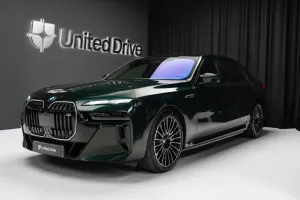 BMW i7 2024
