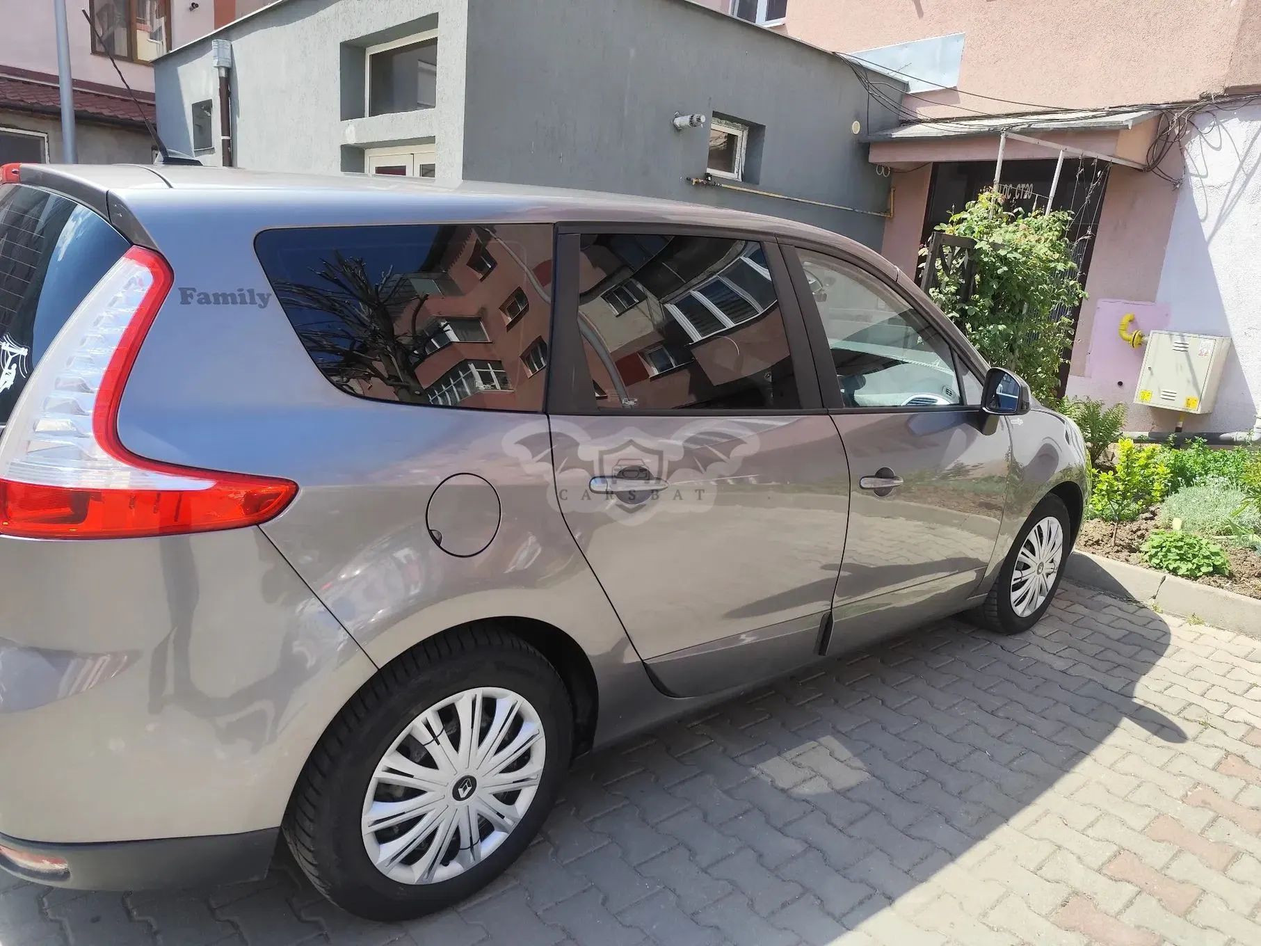Renault Grand Scenic dCi 110 Expression 2011