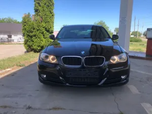 BMW 3 Series 320d DPF Aut. 2010