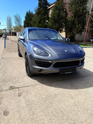 Porsche Cayenne S Tiptronic S 2013