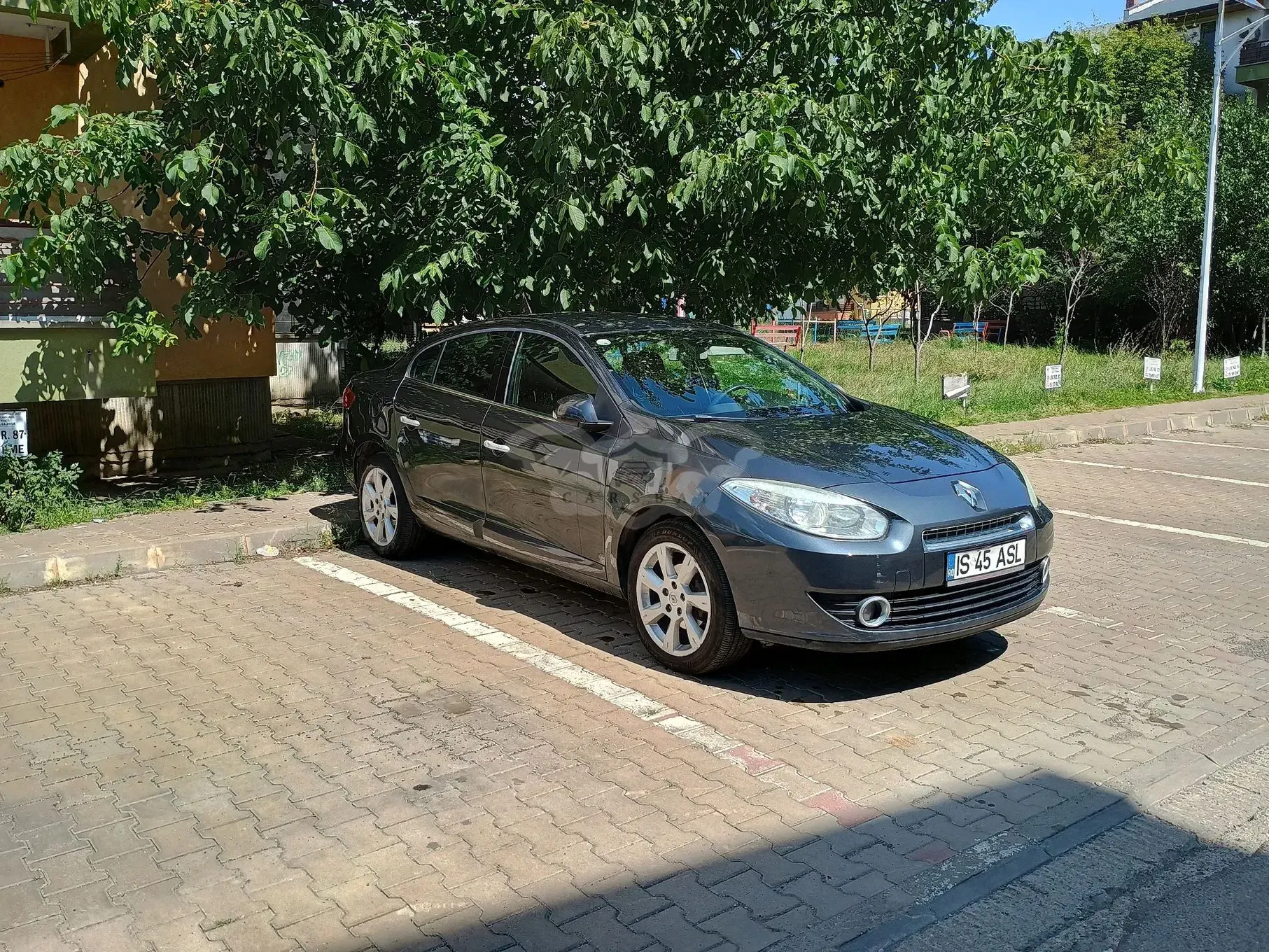 Renault Fluence (SM3) 2010