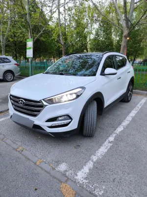 Hyundai Tucson III [2015 - 2020] 2.0 CRDI 4WD Automatik Style 2016