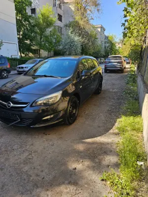 Opel Astra J [2009 - 2018] 1.6 CDTI DPF ecoFLEX Start/Stop Edition 2015