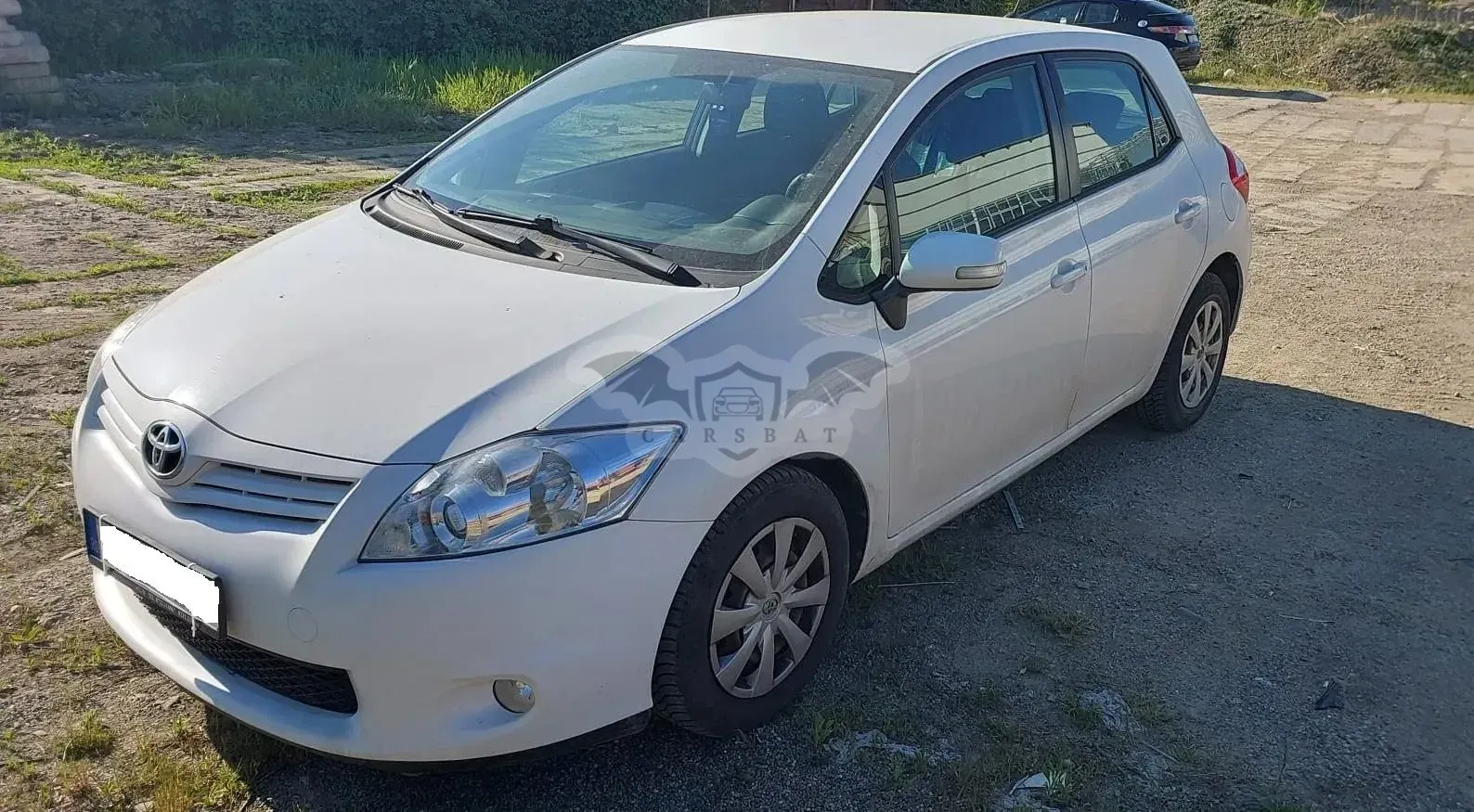 Toyota Auris 1.3 Dual VVT-i Terra 2012