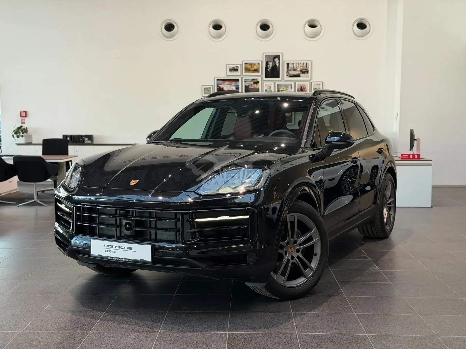 Porsche Cayenne Standard 2024