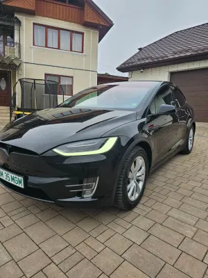 Tesla Model X 2017