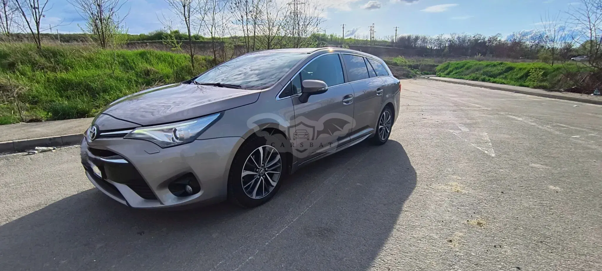 Toyota Avensis III [2009 - 2018] 1.6 D-4D Executive Terracotta 2016