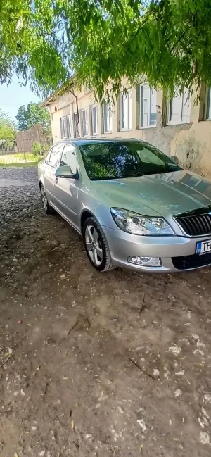 Skoda Octavia II [2004 - 2013] 1.6 TDI ACTIVE 2012