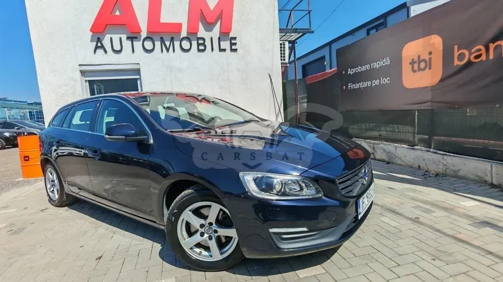 Volvo V60 I [2010 - 2018] D3 Momentum Core 2017