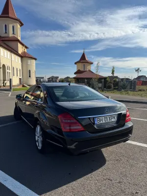 Mercedes-Benz S 350 BlueTEC DPF 4Matic 7G-TRONIC 2011