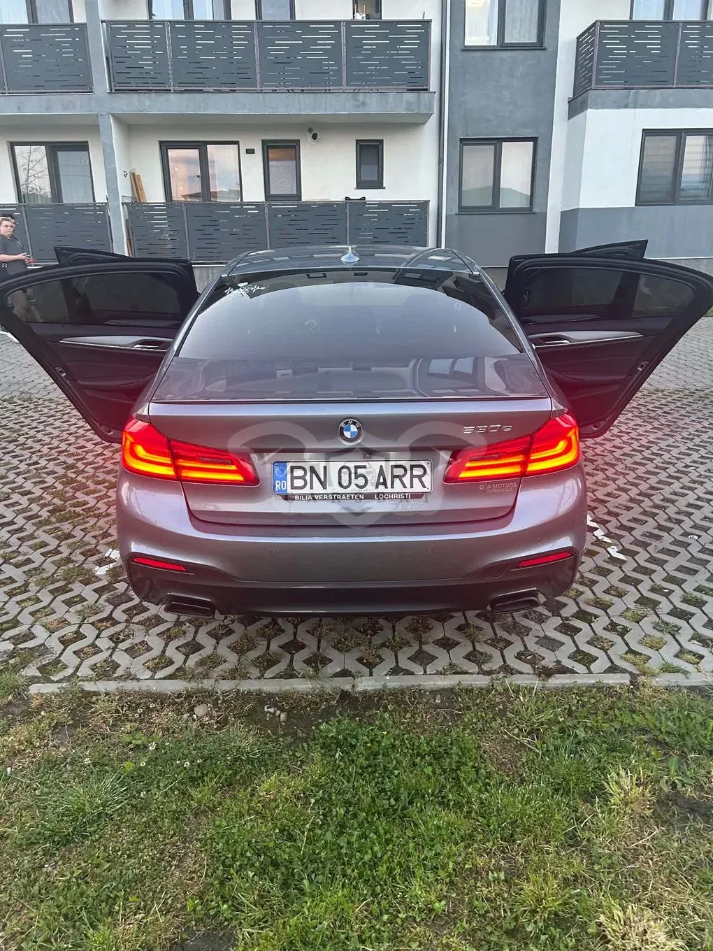 BMW 5 Series G30/G31 [2017 - 2023] 530e xDrive AT PHEV 2019