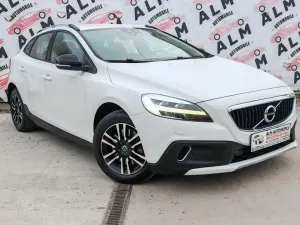 Volvo V40 II [2012 - Prezent] D2 DRIVe Aut. Momentum 2018