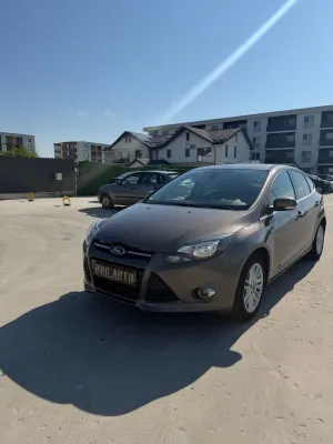 Ford Focus MK3 [2010 - 2018] 1.0 EcoBoost Start-Stopp-System TITANIUM 2013