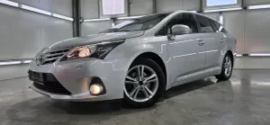 Toyota Avensis III [2009 - 2018] 2.0 D-4D 2012