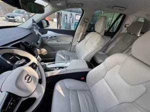 Volvo XC90 II [2015 - Prezent] D5 AWD Geartronic Momentum 2019