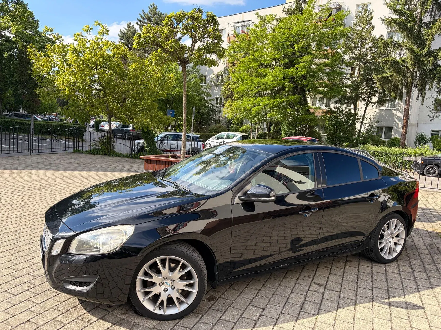 Volvo S60 II [2010 - 2018] D4 Start-Stop Momentum 2013