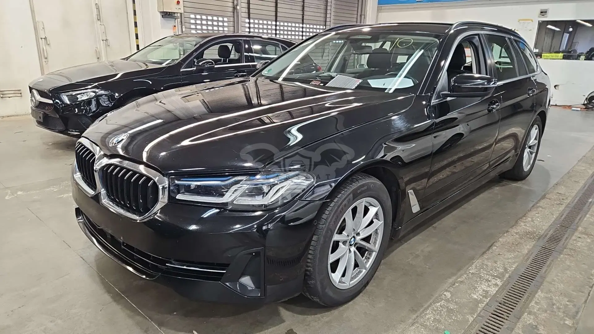 BMW 5 Series G30/G31 [2017 - 2023] 520d xDrive AT MHEV 2021