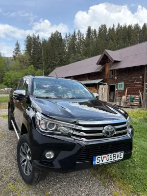 Toyota Hilux VIII [2015 - Prezent] 4x4 Double Cab Comfort 2016