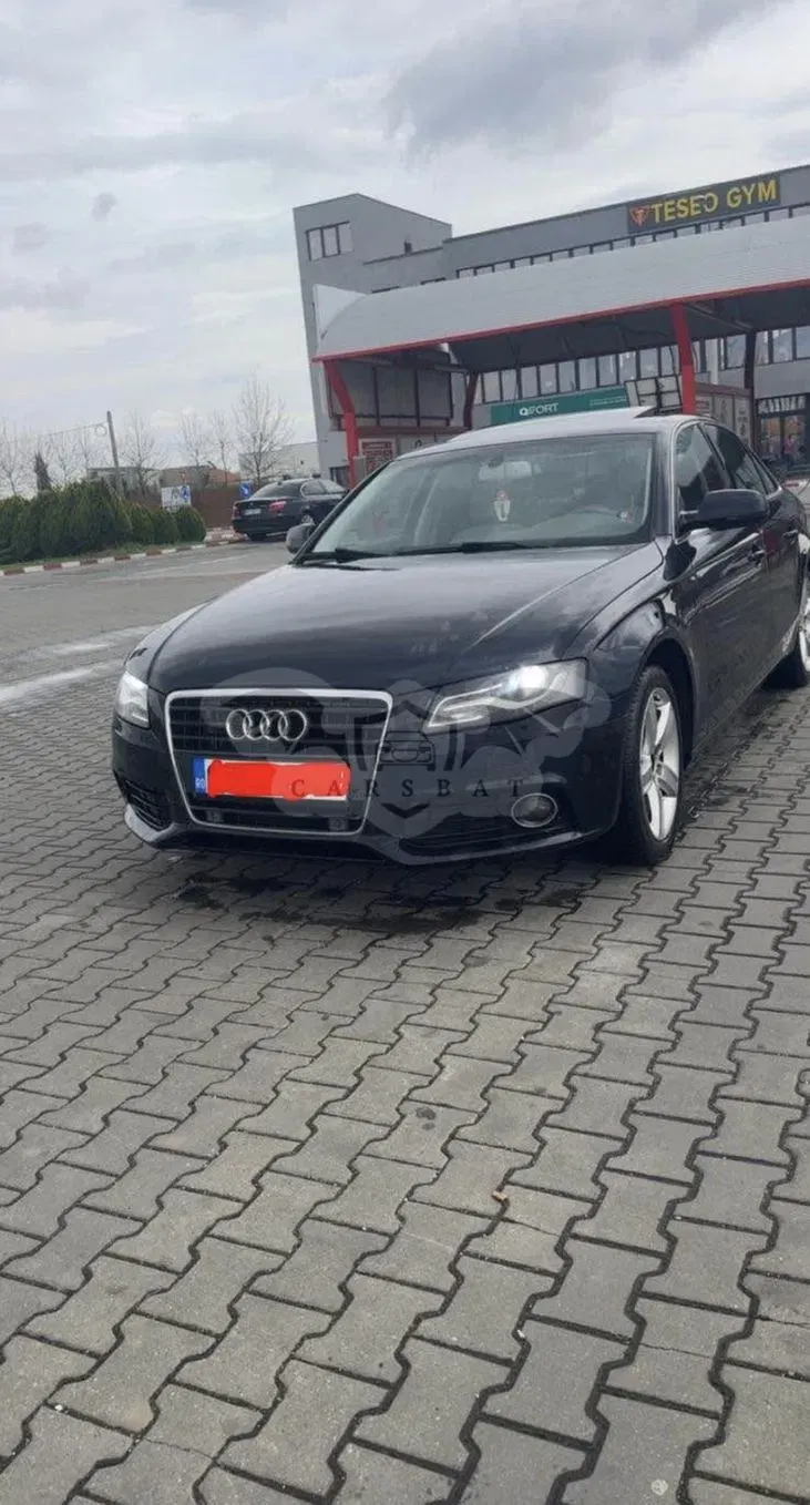 Audi A4 B8 [2007 - 2015] 2.0 TDI B8 Multitronic 2011