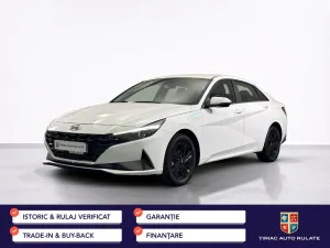 Hyundai Elantra 2022