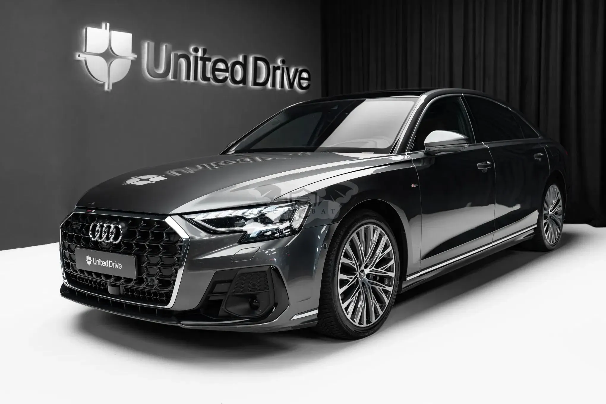 Audi A8 D5 [2020 - Prezent] L 60 TFSI e quattro tiptronic 2022