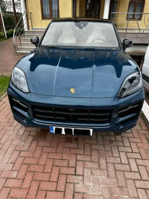 Porsche Cayenne E-Hybrid Tiptronic S Black Edition 2024