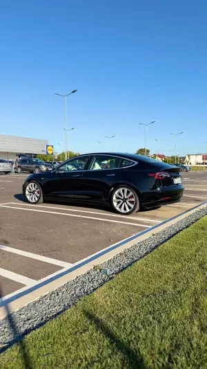 Tesla Model 3 Performance 2020