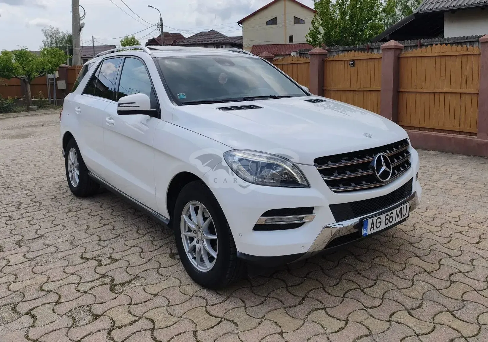 Mercedes-Benz ML W166 [2011 - 2015] 350 BlueTEC 4MATIC Aut 2013