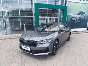Skoda Superb III [2015 - Prezent] 1.5 TSI 150 CP DSG PHEV Sportline 2026