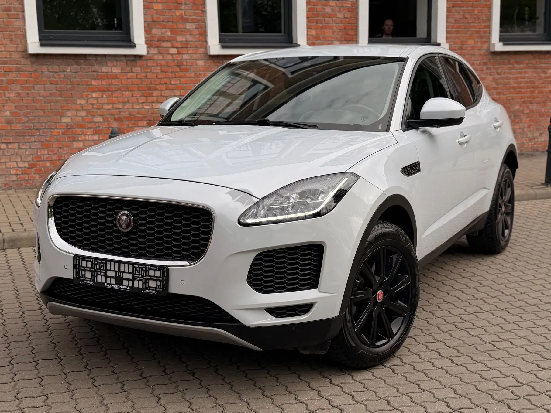 Jaguar E-Pace D150 AWD R-Dynamic S 2019