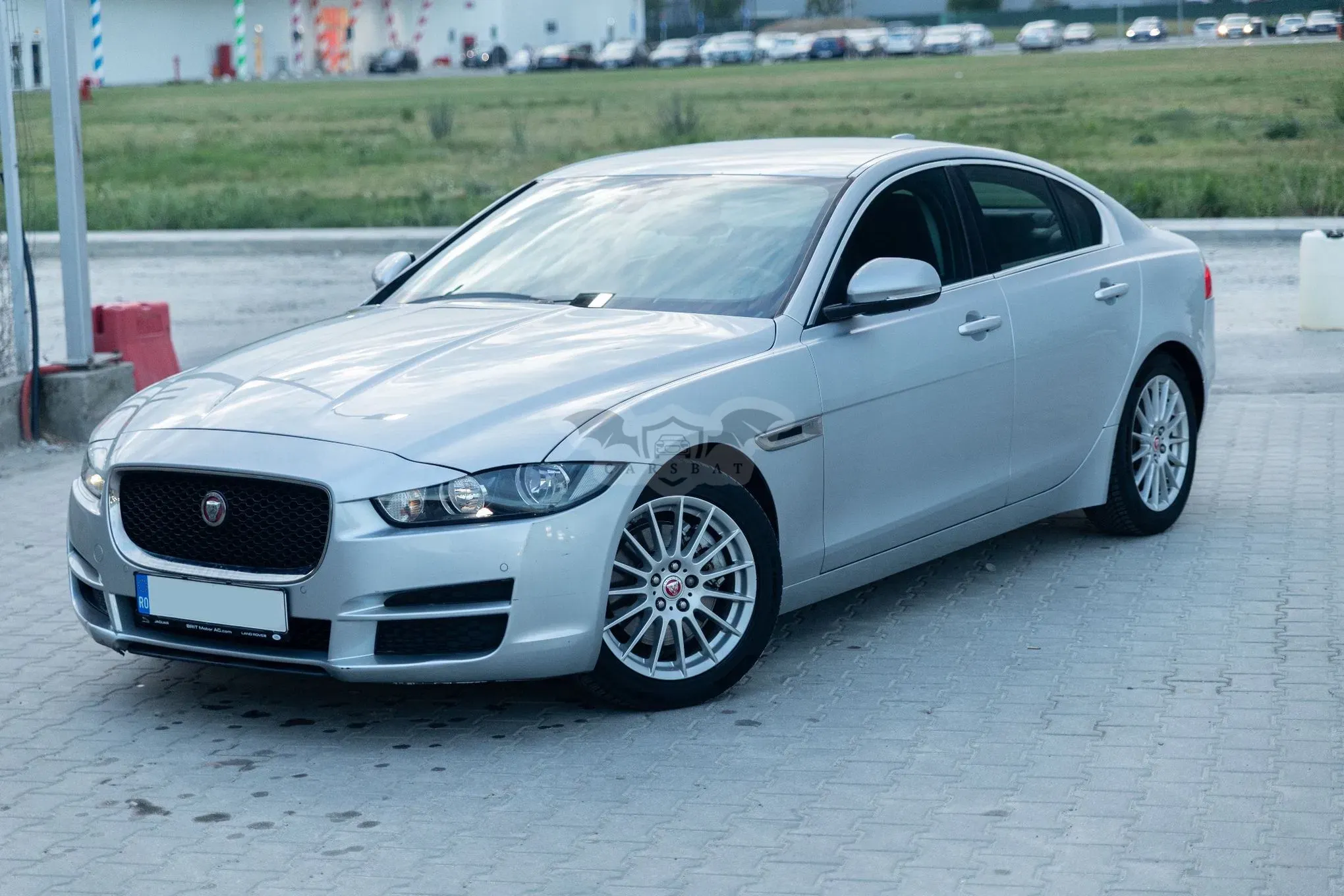 Jaguar XE 2016