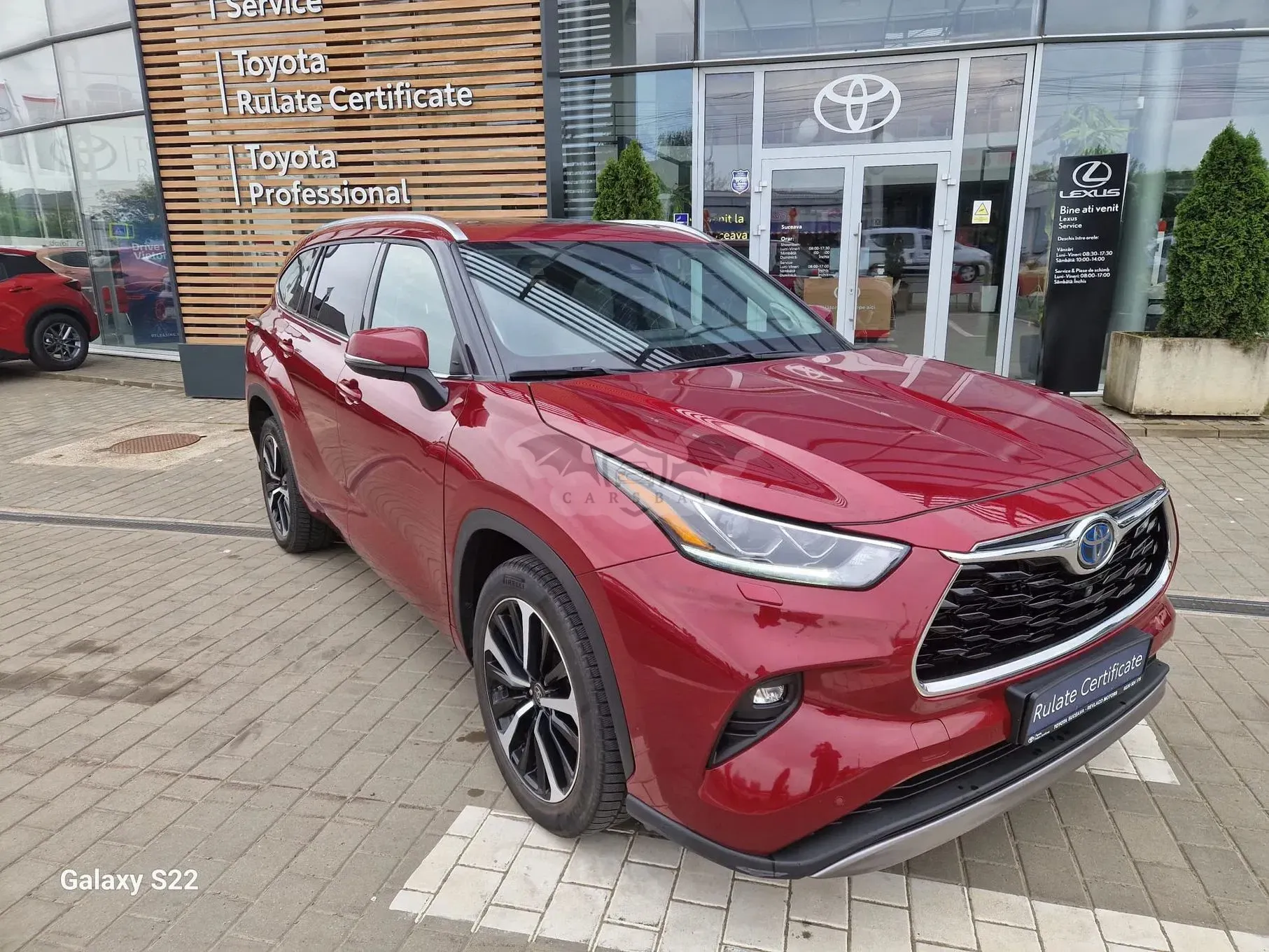 Toyota Highlander 2.5 L Dynamic Force 248CP Luxury Pearly 2022