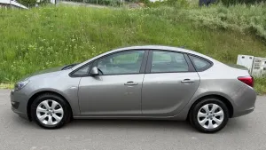 Opel Astra J [2009 - 2018] 1.4 Turbo ECOTEC Enjoy 2015