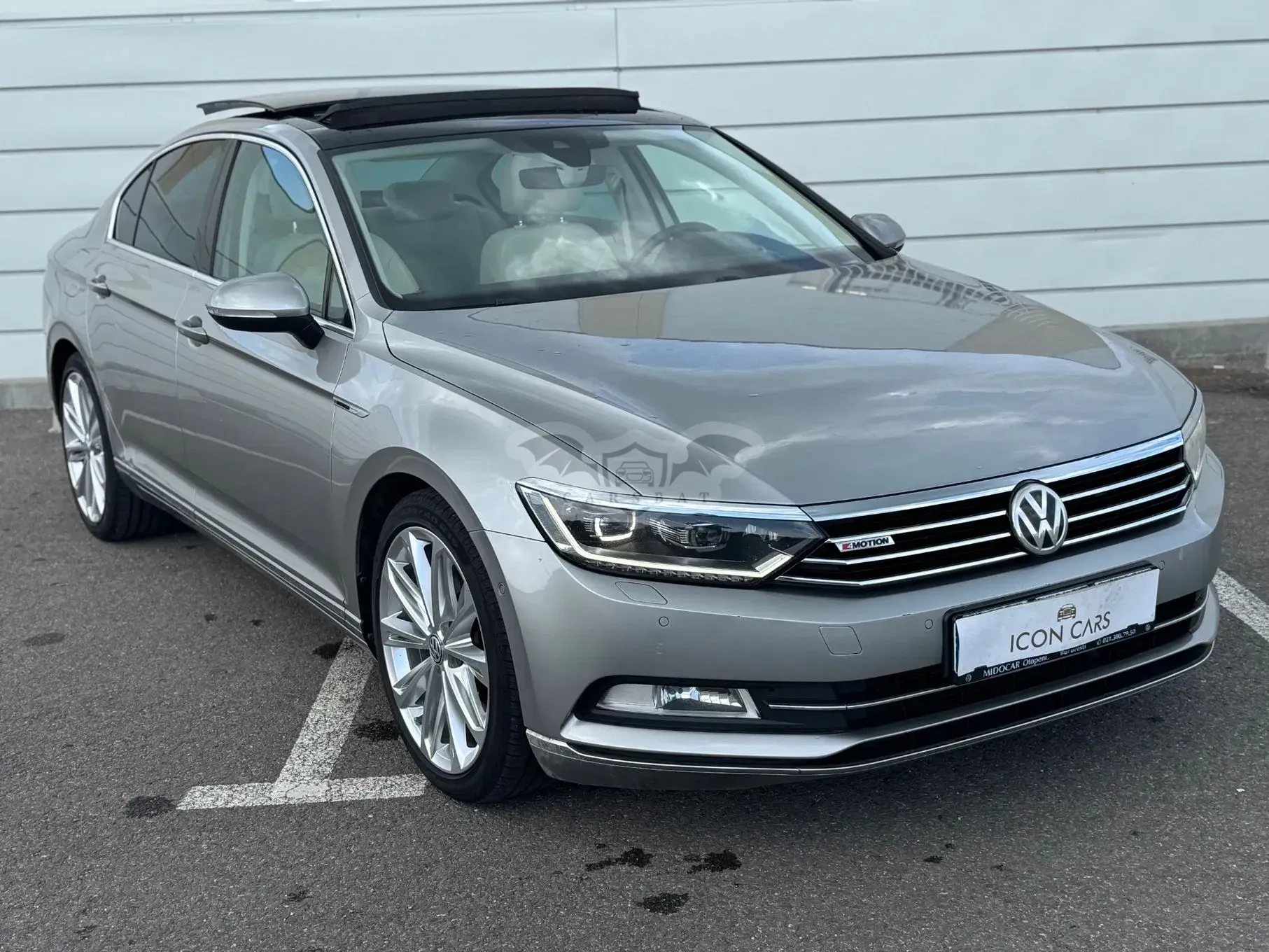 Volkswagen Passat B8 [2014 - Prezent] 2.0 TDI SCR 4Motion DSG Highline 2015