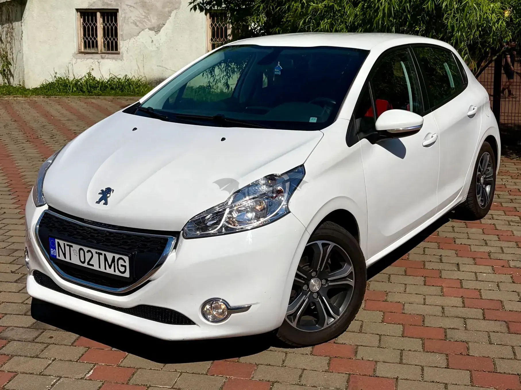 Peugeot 208 I [2012 - 2019] HDi 68 Like 2015