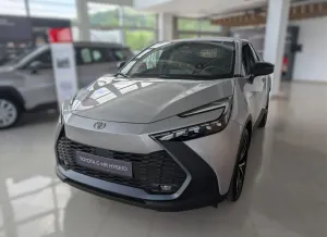 Toyota C-HR 2.0 HEV 197 CP 4x2 CVT Dynamic 2025