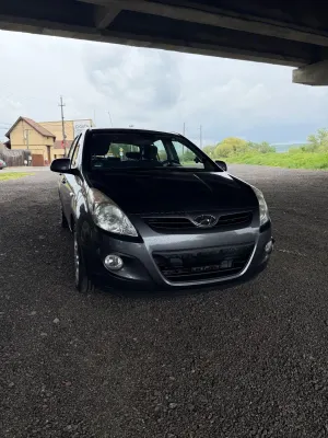 Hyundai i20 I [2009 - 2014] 1.2 L FVM Classic 2012
