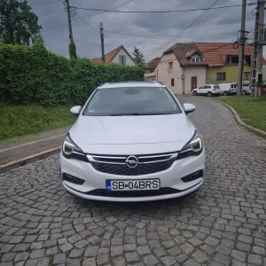 Opel Astra K [2015 - 2021] 1.6 D (CDTI) Edition 2019