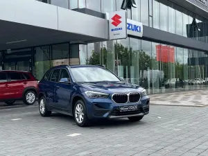BMW X1 xDrive20i AT 2022