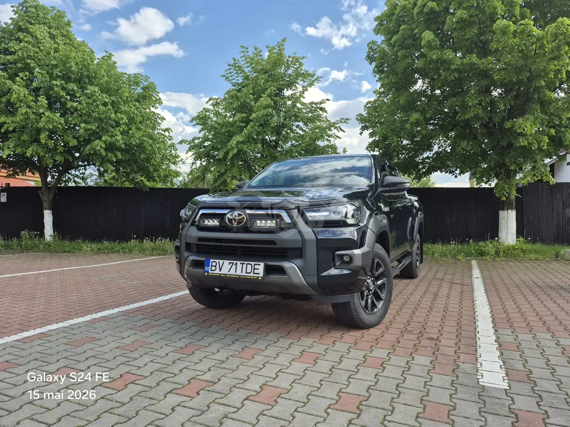 Toyota Hilux 2.8D 204CP 4x4 Double Cab AT Invincible 2023
