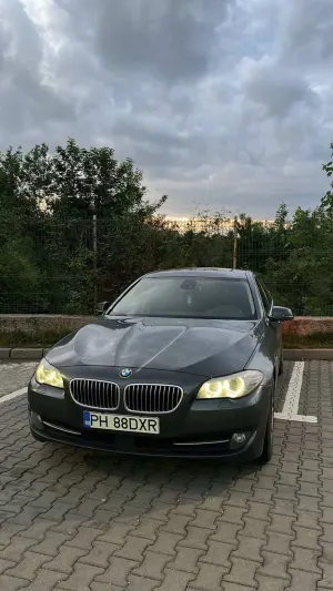 BMW 5 Series F10/F11/F07 [2010 - 2017] 520d 2011