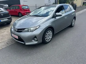 Toyota Auris II [2012 - 2018] 1.4 D-4D Luna 2018