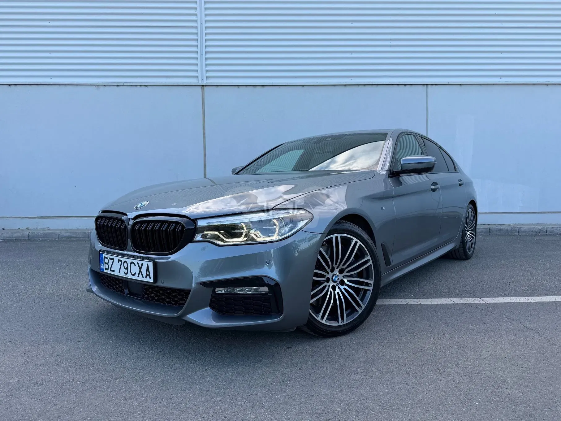 BMW 5 Series G30/G31 [2017 - 2023] 540i xDrive AT 2017