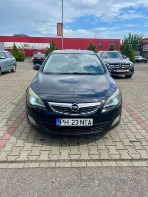 Opel Astra J [2009 - 2018] 2011