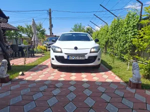 Renault Megane III [2008 - 2016] 1.6 16V Expression 2011