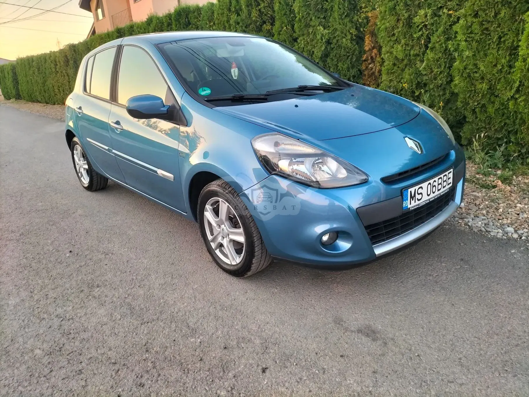 Renault Clio III [2005 - 2013] 1.2 16V 75 TomTom Edition 2011