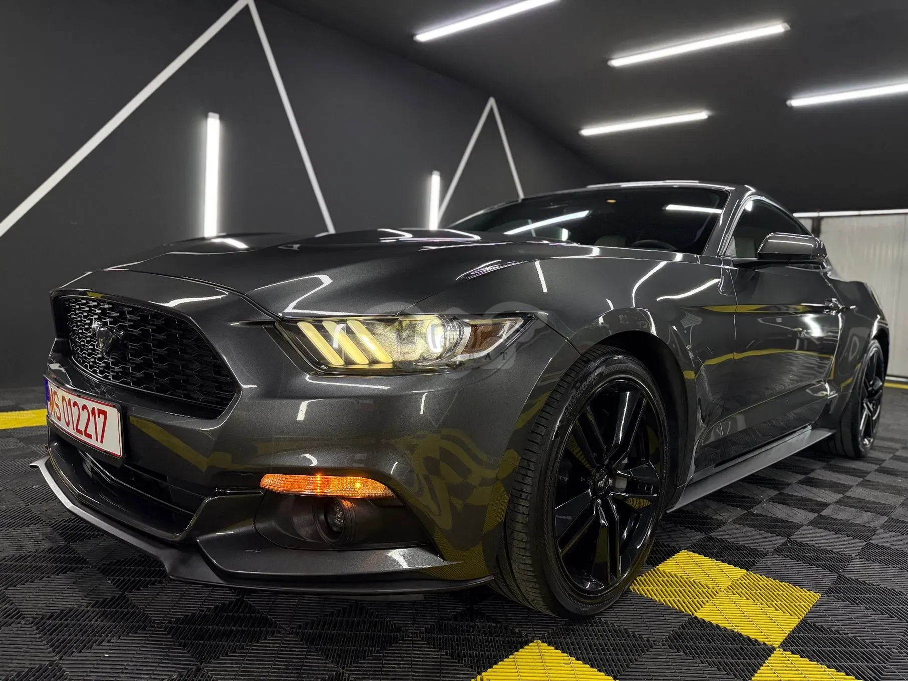 Ford Mustang VI [2015 - Prezent] 2.3 Eco Boost Aut. 2017